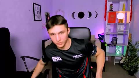 Snapshot of emmanuel_shine chatting on February 23, 2026, 1:08 pm Emmi online show from February 23, 2026, 1:08 pm