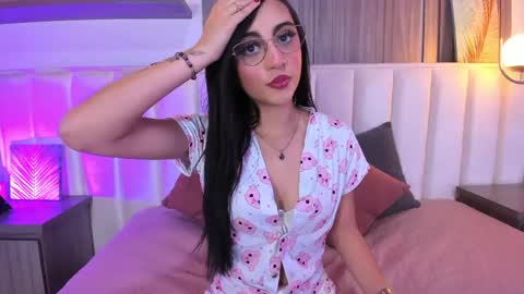 Emma online show from April 16, 2026, 9:04 pm