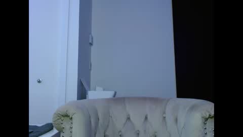 Emma Rose B. online show from February 26, 2026, 11:37 pm