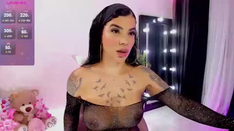 Emma Russell online show from September 24, 2025, 8:34 pm