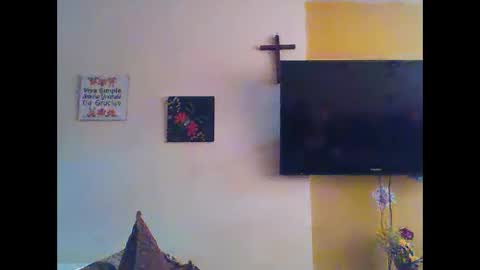 EmmaSplycer online show from May 13, 2026, 8:49 pm