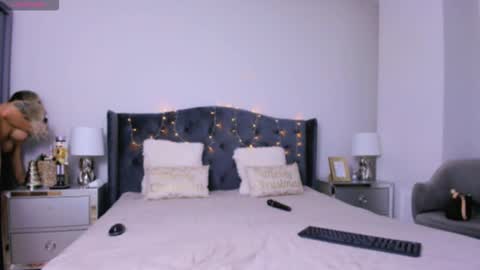 Snapshot of emmatwerk chatting on January 9, 2026, 11:39 pm Emma online show from January 9, 2026, 11:39 pm