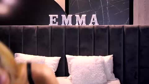emmawilll online show from August 9, 2026, 12:01 am