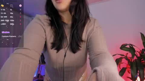 Snapshot of emmax_x chatting on February 17, 2026, 3:03 am EMMA online show from February 17, 2026, 3:03 am