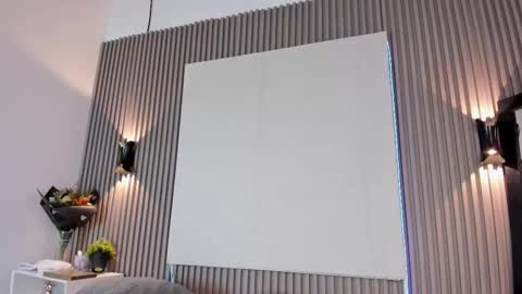 emmazc_ online show from December 20, 2025, 9:00 pm