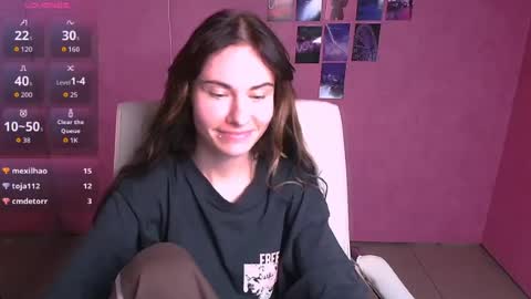 Snapshot of emmi_rossum chatting on June 18, 2026, 9:14 am Emmi online show from June 18, 2026, 9:14 am