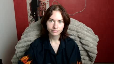 Snapshot of emmi_rossum chatting on July 15, 2026, 5:34 am Emmi online show from July 15, 2026, 5:34 am