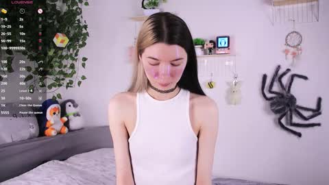 Snapshot of emmie_everly chatting on November 30, 2025, 12:09 pm emmie_everly online show from November 30, 2025, 12:09 pm