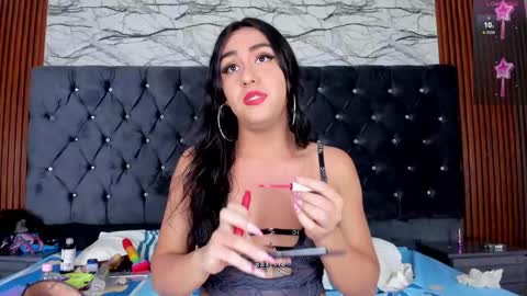 Emely online show from December 17, 2024, 3:28 am