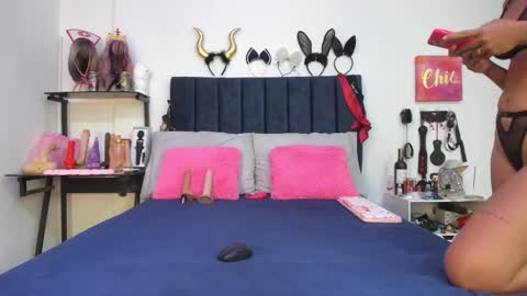          online show from November 29, 2025, 1:47 pm