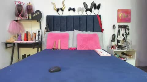         online show from July 8, 2026, 12:42 pm
