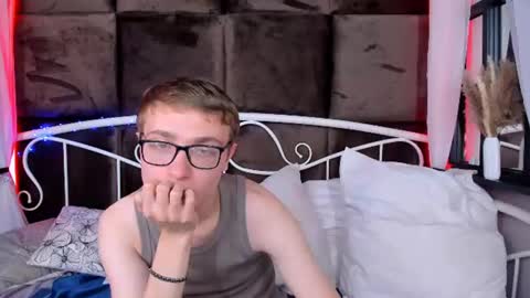 Snapshot of emmit_barker chatting on July 9, 2026, 8:46 pm Emmit online show from July 9, 2026, 8:46 pm
