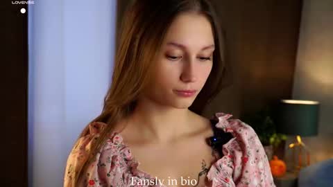 Snapshot of emmyleri chatting on October 27, 2025, 1:09 am Emmy online show from October 27, 2025, 1:09 am