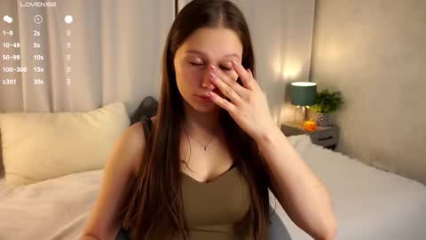 Snapshot of emmyleri chatting on November 30, 2025, 1:09 am Emmy online show from November 30, 2025, 1:09 am