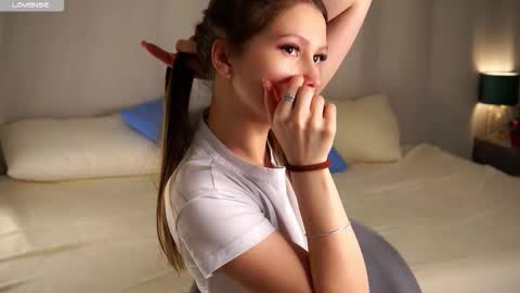 Snapshot of emmyleri chatting on December 15, 2025, 1:10 am Emmy online show from December 15, 2025, 1:10 am