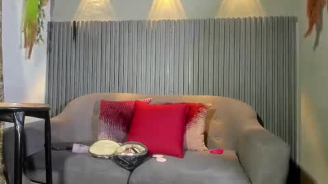 emmyy_fantasyy online show from March 28, 2026, 7:35 pm