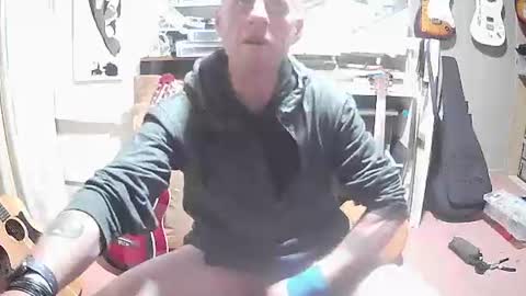 empirikal1 online show from December 22, 2025, 5:32 pm