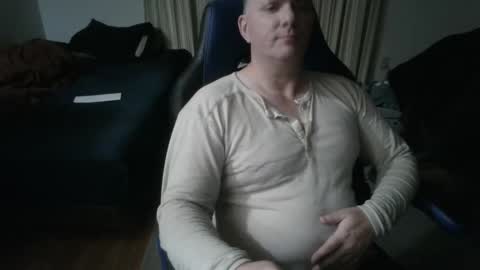 Snapshot of emsguy1 chatting on February 8, 2026, 5:33 am Matt online show from February 8, 2026, 5:33 am