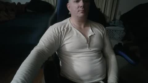 Snapshot of emsguy1 chatting on February 9, 2026, 5:55 am Matt online show from February 9, 2026, 5:55 am