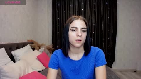 emy__angel online show from January 3, 2025, 6:55 am