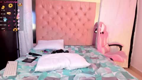 Emy New profile my other account was suspended follow me online show from February 9, 2025, 5:50 am