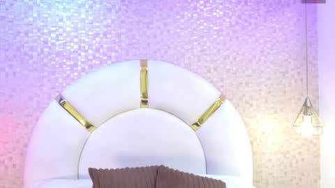 Snapshot of emy_rosse25 chatting on November 2, 2025, 12:07 pm Emy online show from November 2, 2025, 12:07 pm