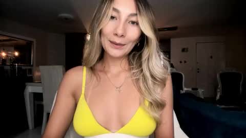 emyconneer online show from November 6, 2025, 11:59 pm