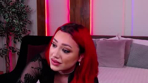 Snapshot of emyhilton_ chatting on January 9, 2026, 6:27 am Emy online show from January 9, 2026, 6:27 am