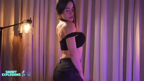 Snapshot of emyii chatting on November 20, 2025, 6:51 pm Eimi3 online show from November 20, 2025, 6:51 pm