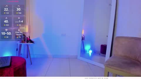 Snapshot of emylyjonhs chatting on February 1, 2026, 5:22 pm EMYLY online show from February 1, 2026, 5:22 pm