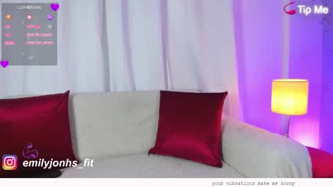 EMYLY  online show from May 19, 2026, 1:11 am