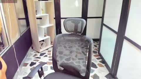 Emy Silver online show from February 14, 2025, 3:58 pm