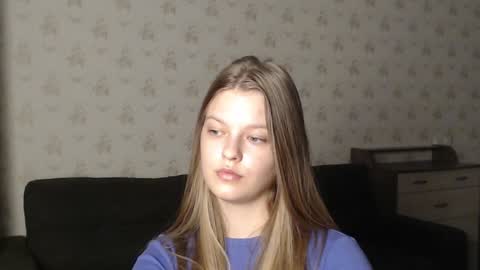 Snapshot of emysway chatting on December 30, 2024, 1:47 pm EmySway online show from December 30, 2024, 1:47 pm