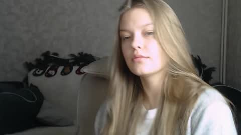 Snapshot of emysway chatting on January 26, 2025, 4:30 am EmySway online show from January 26, 2025, 4:30 am