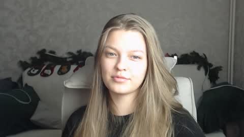 Snapshot of emysway chatting on January 28, 2025, 5:03 pm EmySway online show from January 28, 2025, 5:03 pm