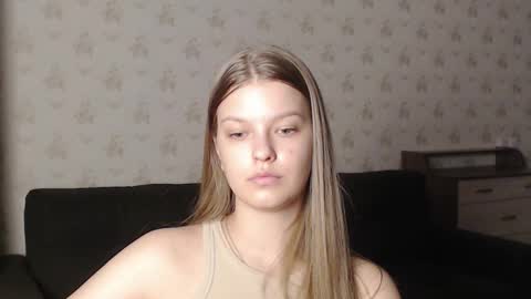 EmySway online show from February 12, 2025, 12:44 pm