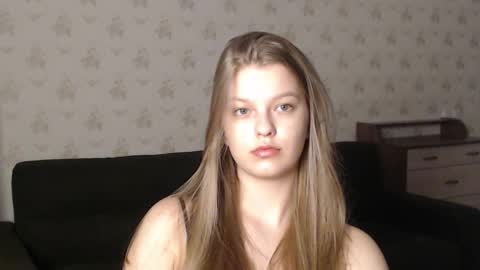 Snapshot of emysway chatting on February 25, 2025, 7:14 pm EmySway online show from February 25, 2025, 7:14 pm