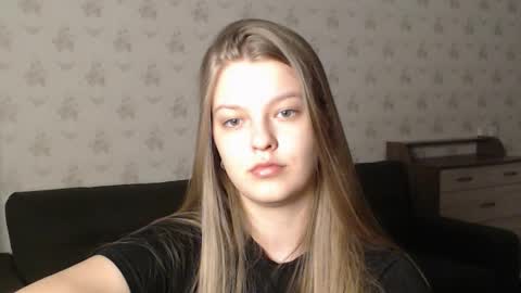 Snapshot of emysway chatting on March 12, 2025, 2:45 pm EmySway online show from March 12, 2025, 2:45 pm