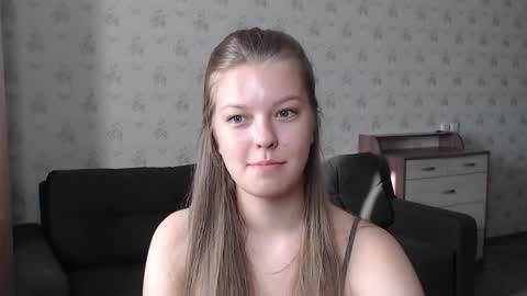 Snapshot of emysway chatting on September 27, 2025, 3:00 am EmySway online show from September 27, 2025, 3:00 am