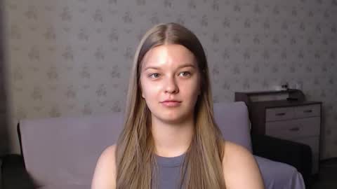 Snapshot of emysway chatting on November 7, 2025, 7:52 am EmySway online show from November 7, 2025, 7:52 am