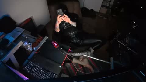 Snapshot of endslaved chatting on March 21, 2026, 7:39 pm endslaved online show from March 21, 2026, 7:39 pm