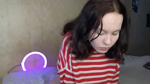 Missis And Mister Fox online show from December 22, 2025, 12:46 pm