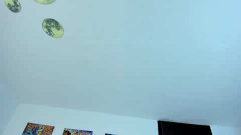 Snapshot of engel_brunet chatting on April 17, 2026, 6:05 am juliana online show from April 17, 2026, 6:05 am