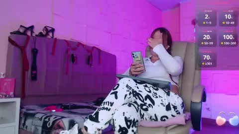 Engel online show from April 15, 2026, 12:34 pm