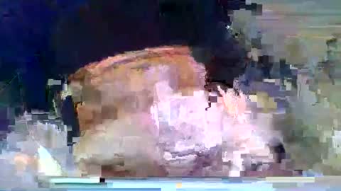 Snapshot of engi32 chatting on October 8, 2025, 2:25 pm Engi32 online show from October 8, 2025, 2:25 pm