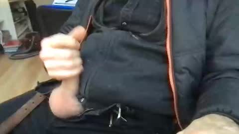 englefield online show from February 2, 2025, 3:49 pm