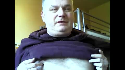 englishguysurrey online show from January 16, 2026, 10:52 am