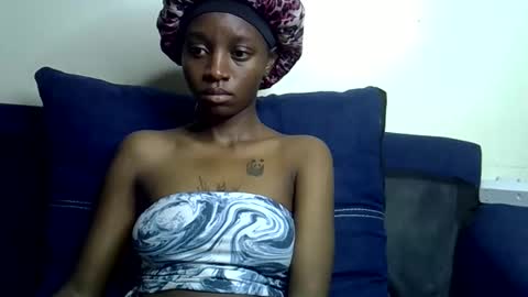 Snapshot of enkarxx chatting on February 18, 2026, 1:01 am enkarxx online show from February 18, 2026, 1:01 am