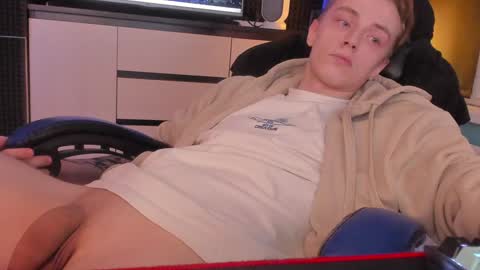 Snapshot of enkeer chatting on January 6, 2025, 11:09 pm Enker online show from January 6, 2025, 11:09 pm