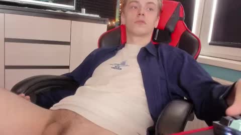 Snapshot of enkeer chatting on September 19, 2025, 1:56 pm Enker online show from September 19, 2025, 1:56 pm